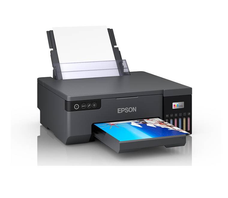 Printing directly on PVC ID cards and CDs with Epson EcoTank L8050