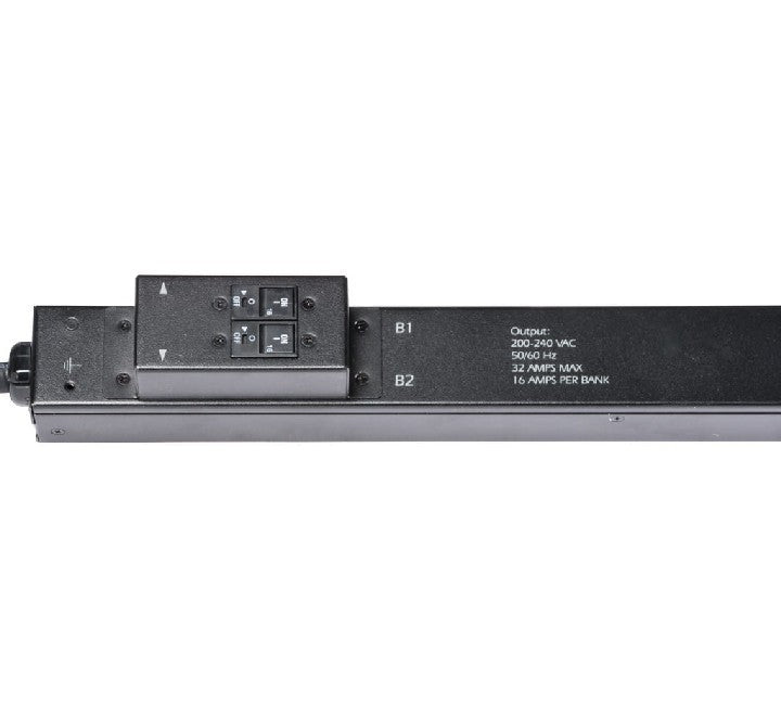 Toolless mounting pegs and bracket configuration for zero-U vertical rack installation.
