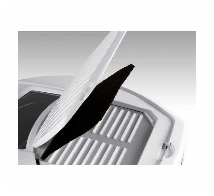 Internal view of De'Longhi F28211.W1 deep fryer demonstrating the signature tilted rotating basket engineered to save up to 50 percent oil consumption.