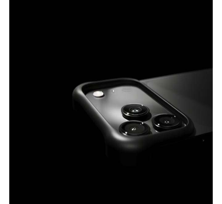 Arc Pulse Aluminum Matte Black for iPhone 17 Pro Max (Black)
