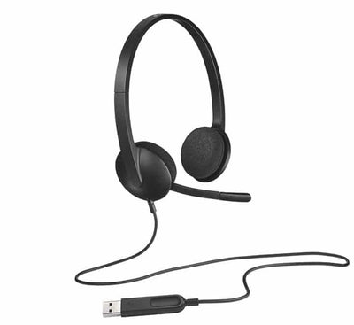 Detailed shot of the durable 1.8-meter cable and integrated USB-A interface for laptop connectivity.