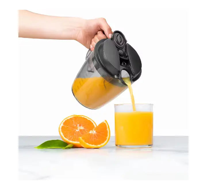 2-speed control dial setting for low and high speed juicing on NutriBullet Juicer