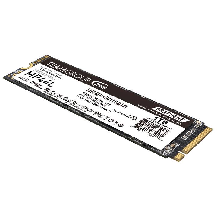 Detailed view of the M.2 2280 interface pins and high-speed controller architecture on the TEAMGROUP MP44L 1TB solid-state drive.