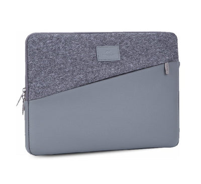 Front external zippered smartphone and cable storage compartment of Rivacase Egmont 7903 sleeve