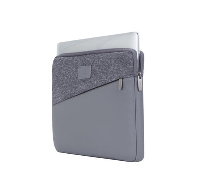 Ultra slim form fitting water resistant Rivacase Egmont 7903 protective case for MacBook Air 13